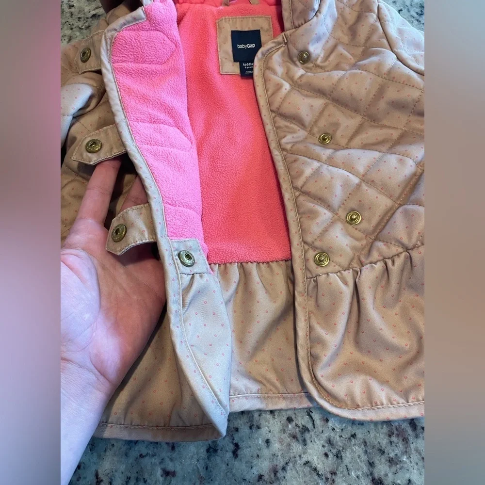 GAP Tan Quilted polka dot fleece lined Kids peplum Puffer Jacket size 5